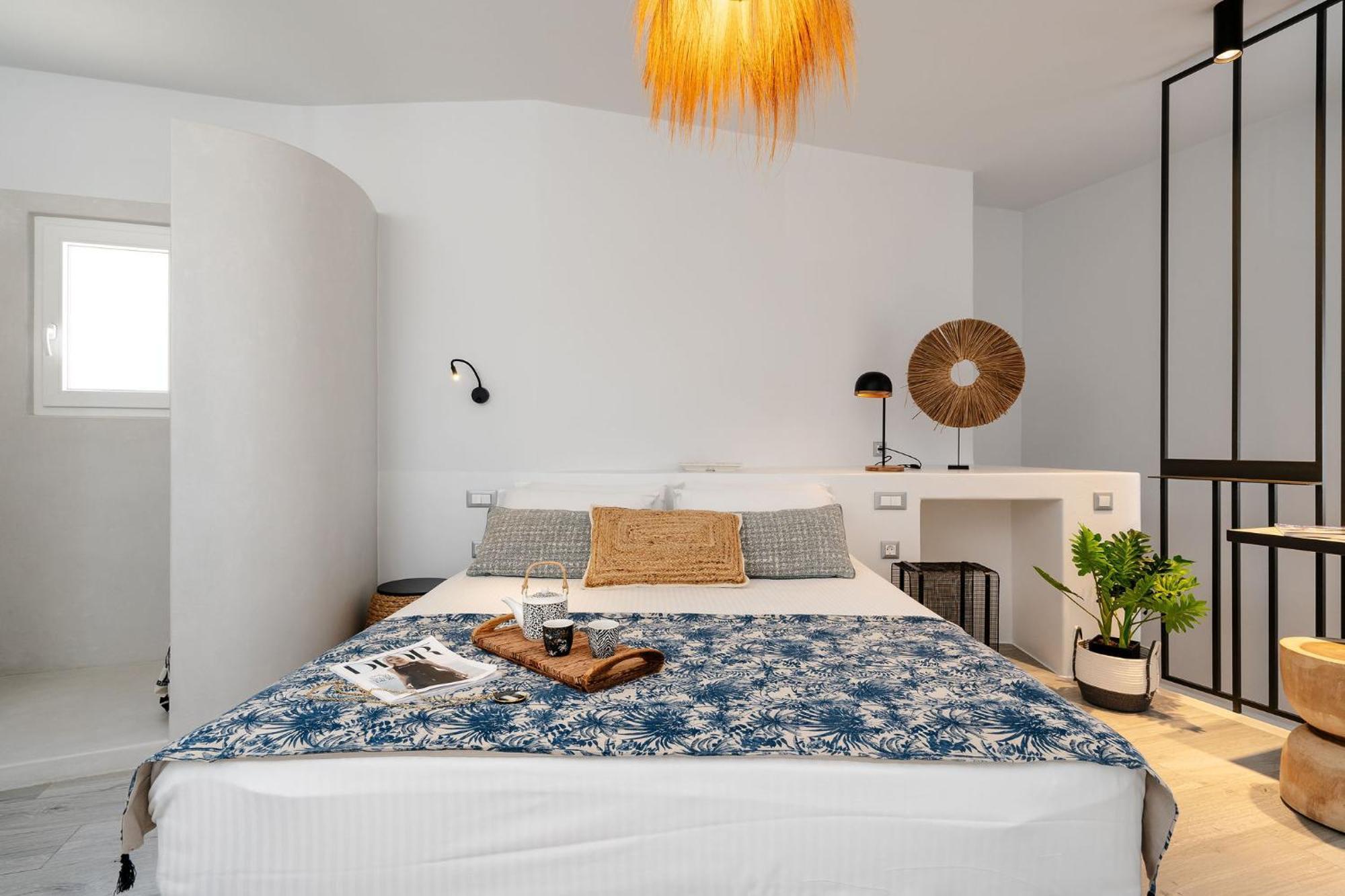 Sunday Luxury Suites Agia Anna  Exterior photo